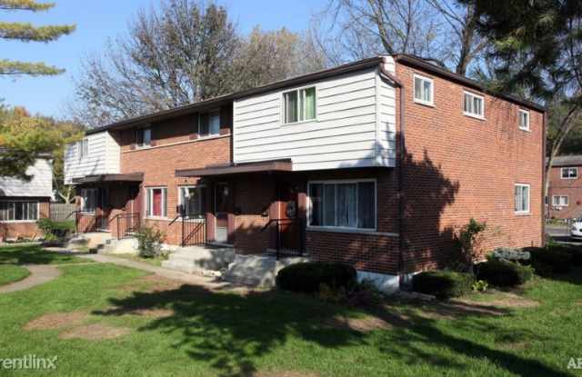 897 Woodhill Dr - 897 Woodhill Dr, Grandview Heights, OH 43212