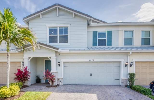 5077 Eucalyptus Dr photos photos