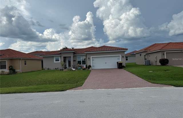 446 CINNAMON DRIVE photos photos