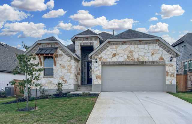 New Braunfels New Build with Office Flex Room  Designer Finishes - 2175 Oak Run Parkway, Comal County, TX 78132