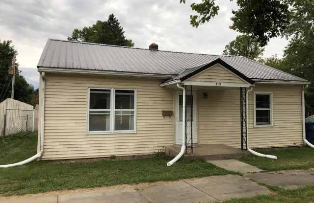 515 Strowbridge St - 515 West Strowbridge Street, Wausau, WI 54401