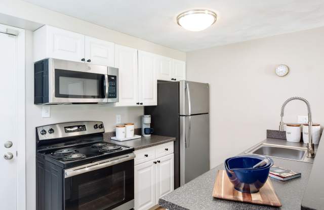 Cabot Crossing Apartments Gallery 3
