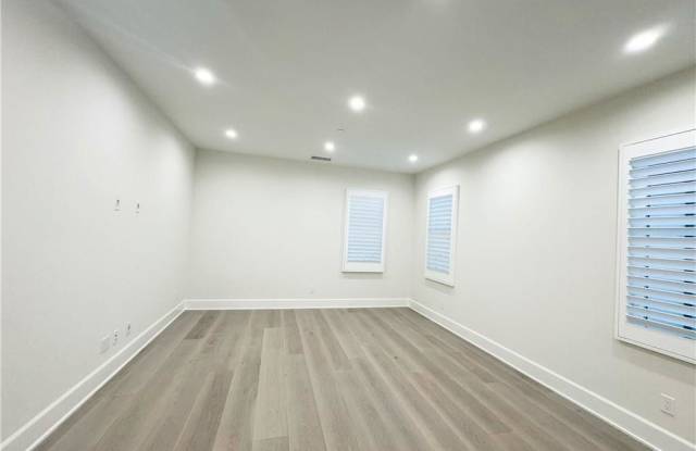 109 Appian - 109 Appian, Irvine, CA 92602 109 Appian - 109 Appian, Irvine, CA 92602