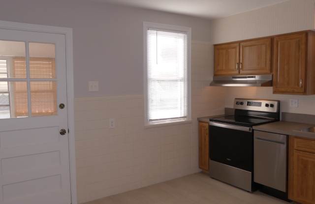 2135 Sublette Avenue Gallery 1