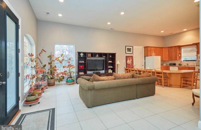 12815 BRADDOCK RD photos photos