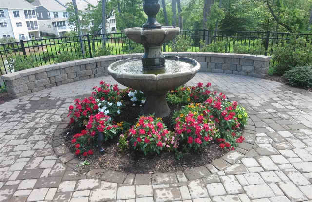 319 Roberts Ridge Drive Gallery 2