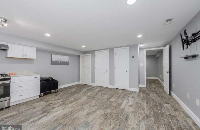 5131 Chillum Pl Ne Gallery 4