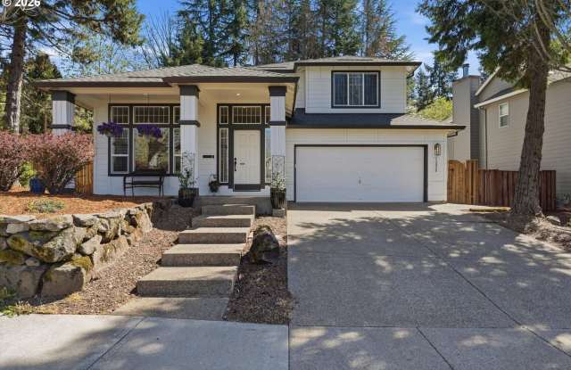 Beautifully Updated 5BR Home with Designer Kitchen, Main-Level Suite & Private Backyard Oasis Near Progress Ridge photos photos Beautifully Updated 5BR Home with Designer Kitchen, Main-Level Suite & Private Backyard Oasis Near Progress Ridge photos photos