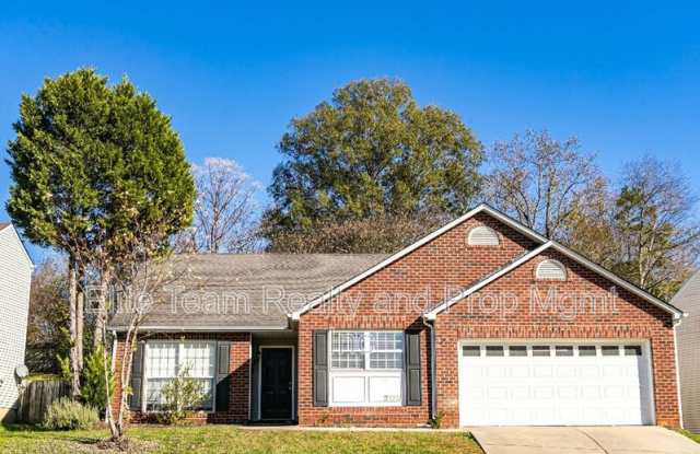 2132 Mallard Woods Pl photos photos