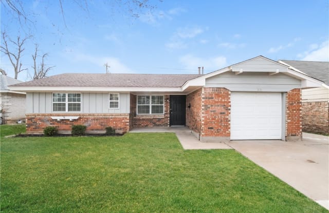 301 Vickie Drive - 301 Vickie Drive, Del City, OK 73115