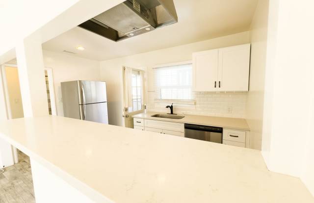 1 Bed / 1 Bath Back House For Rent | Remodel | Washer/Dryer!! | Outside Area | $500 OFF THE FIRST 3 MONTHS!!! - 2854 South Halm Avenue, Los Angeles, CA 90034
