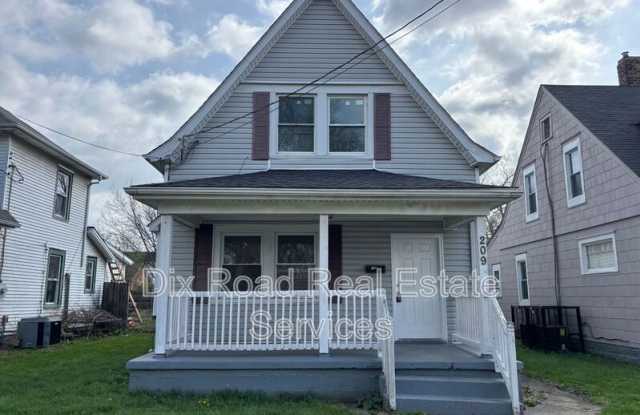 209 North Grimes Street photos photos