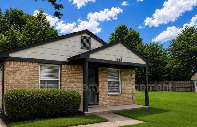 1623 Carpenter St photos photos