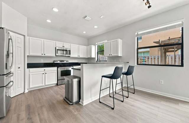 Spacious 4-Bedroom Townhome | 2,122 Sq Ft, Private Backyard, Washer & Dryer + Resort-Style Amenities! Gallery 1