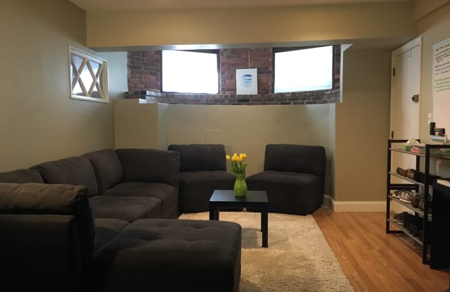 1895 Beacon St - 1895 Beacon Street, Brookline, MA 02445