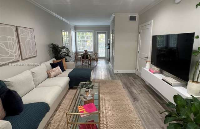 15 Madeira Avenue photos photos