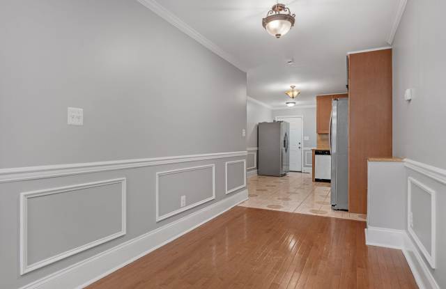 Gorgeous 3 Bedroom and 3 Bathroom in Hollins Market Voucher Tenants Welcomed Gallery 4
