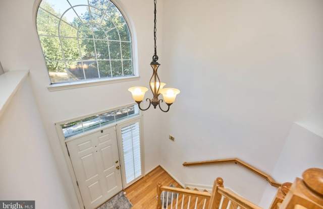 11485 CARRIAGE Court Gallery 4