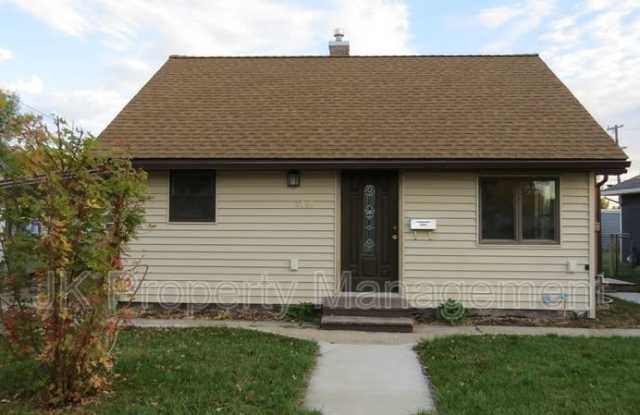 1715 13th Ave S - 1715 13th Avenue South, Great Falls, MT 59405