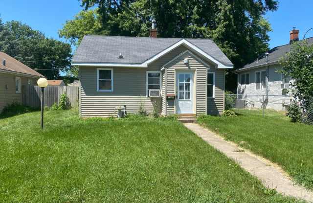 Cute One Bedroom House located at 1212 Evergreen - 1212 Evergreen Avenue, Waterloo, IA 50701 Cute One Bedroom House located at 1212 Evergreen - 1212 Evergreen Avenue, Waterloo, IA 50701