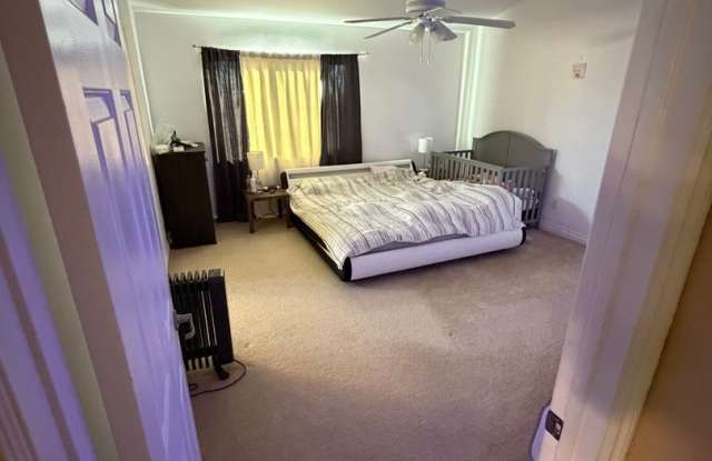 Eco-Friendly 4BR 2.5Bath House in Las Vegas photos photos Eco-Friendly 4BR 2.5Bath House in Las Vegas photos photos