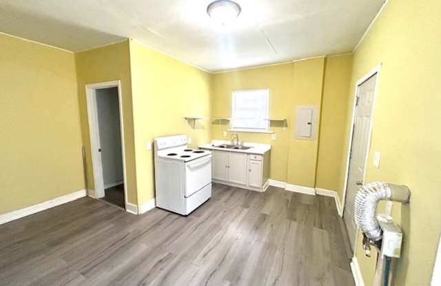 ONE BEDROOM/ONE BATH - CONVENIENT LOCATION! Gallery 4