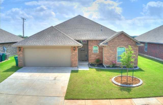 Beautiful 3 Bedroom 2 Bathroom Home in Edmond! photos photos