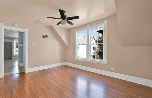 3728 W Mclean Ave Gallery 3