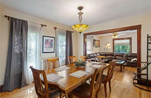 2713 Garfield Avenue photos photos