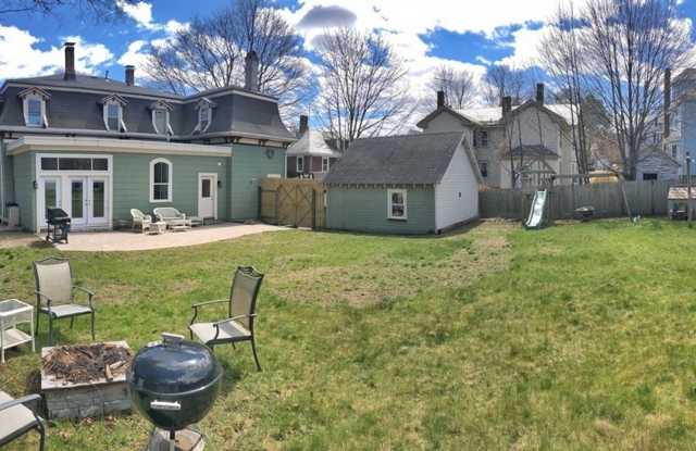HUge 2 bed in quincy photos photos