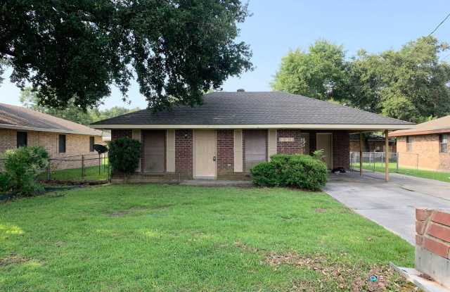 3 Bedroom 1 Bath Home in Carencro photos photos