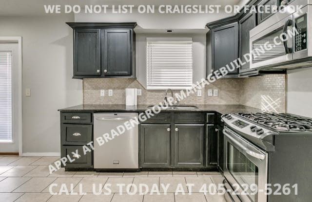 734 W 7th St. - 734 West 7th Street, Edmond, OK 73003