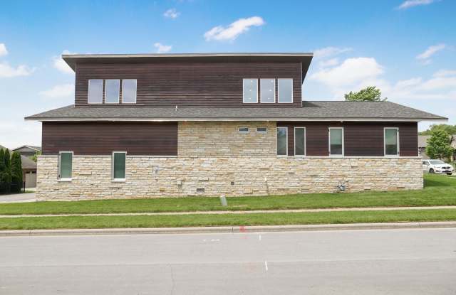 3942 E Rosebrier Street Gallery 4