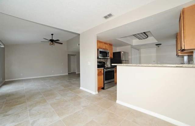 1618 CROSSRIDGE DRIVE Gallery 4