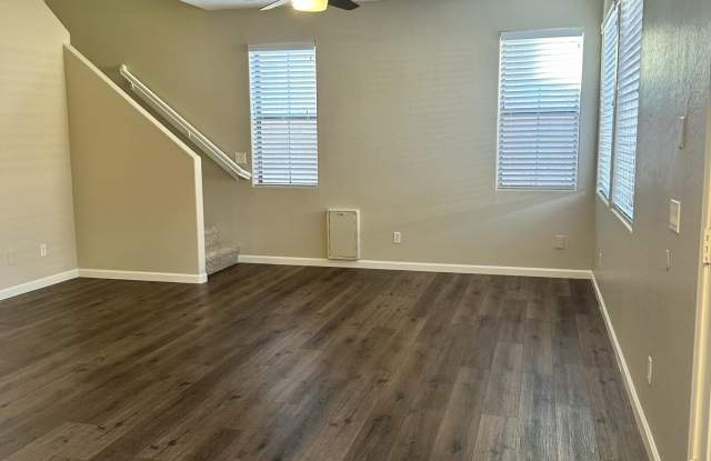3804 E Flower Court Gallery 4