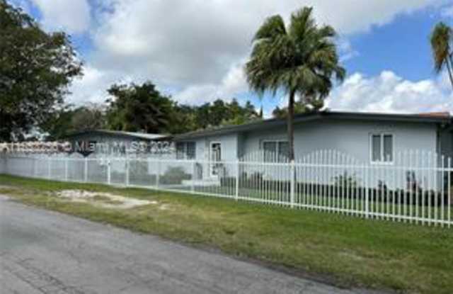 6501 Sw 34th St - 6501 Southwest 34th Street, Coral Terrace, FL 33155