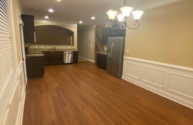 319 Haywood Drive Gallery 4