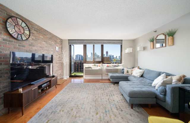 551 OBSERVER HIGHWAY photos photos