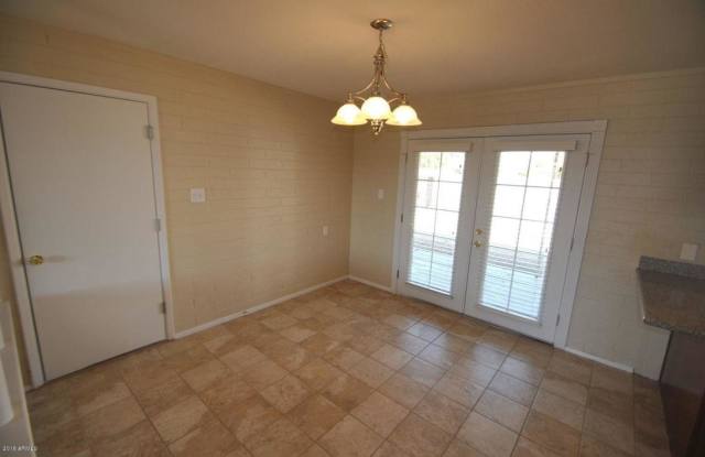 16250 N 37TH Place Gallery 4