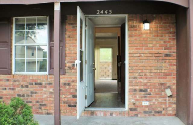 2445 Shady Glen Court Gallery 3