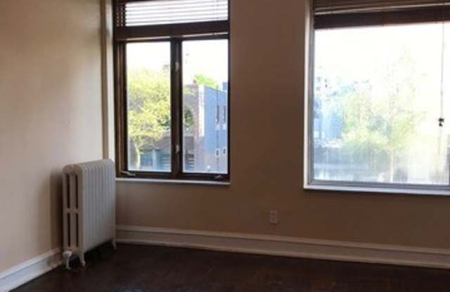 1940 W. Irving Park Rd., #2 Gallery 2