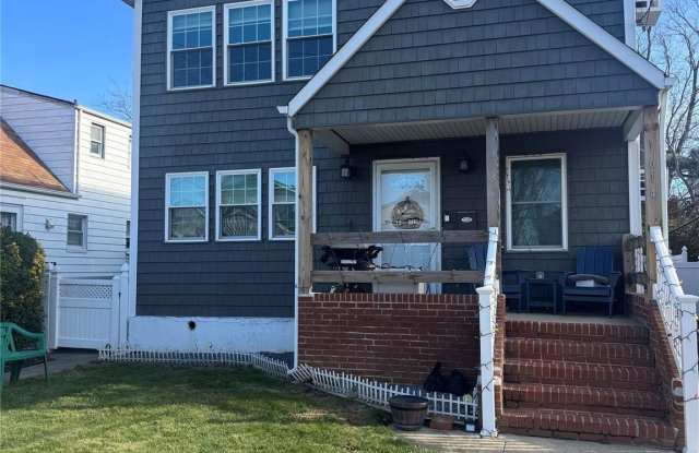 614 Monroe Boulevard unit: Upper photos photos