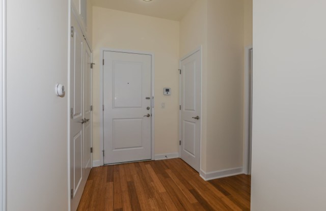 2/Bdrm 2/Bath - 1036sf - Waterfront photos photos