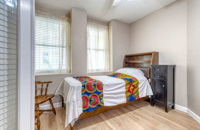 Updated 3 bedroom unit overlooking the East Bay Golf Course photos photos