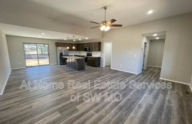 653 Southgate Gallery 3
