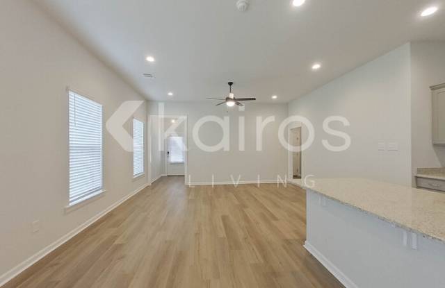 13963 Barrington Avenue Gallery 4