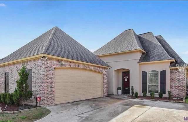 3 Bedroom House in Gated Community| Community Pool photos photos