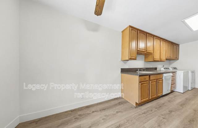 5518 Engle Road Gallery 4