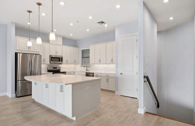 15244 Zeno Way Gallery 3