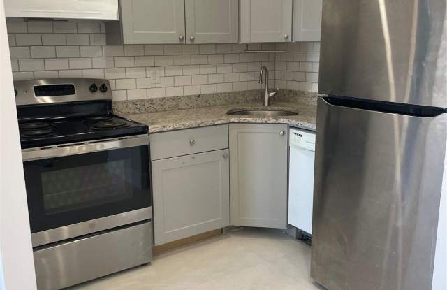 320 Post Avenue unit: 2J photos photos